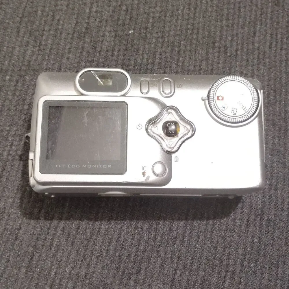 Premier DC2070 2.1MP Digital Camera Parts Repair No Power